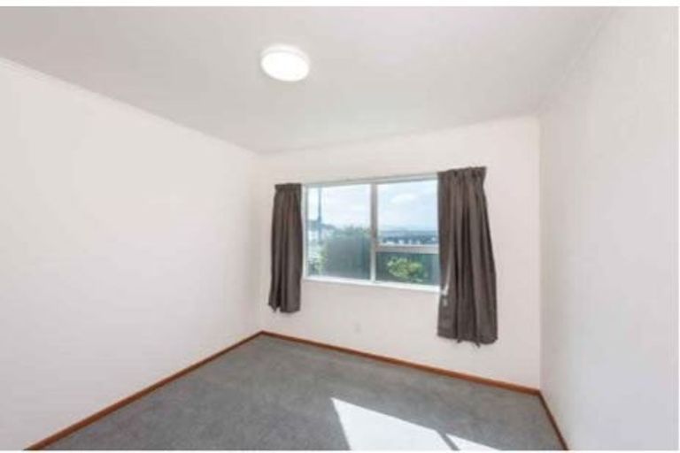 Photo of property in 73 Marine Parade, Seatoun, Wellington, 6022