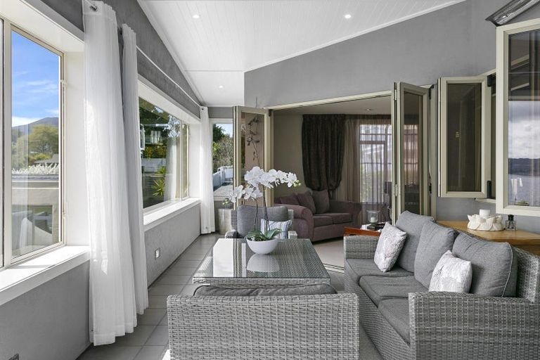 Photo of property in 382 Lake Terrace, Two Mile Bay, Taupo, 3330