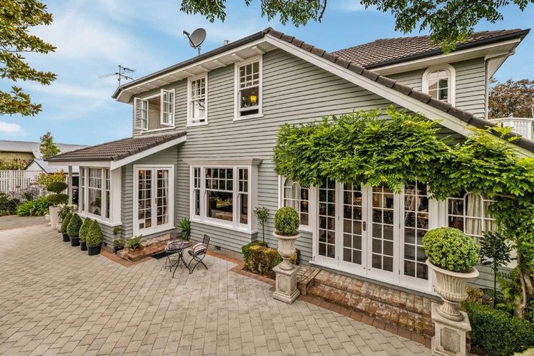 Photo of property in 1 Rochdale Street, Fendalton, Christchurch, 8014