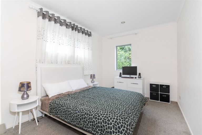 Photo of property in 23 Vino Cina Heights, Ranui, Auckland, 0612