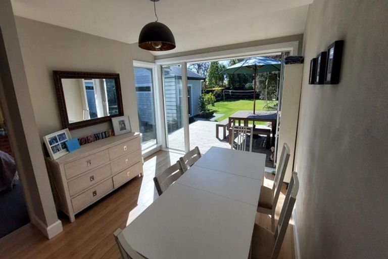 Photo of property in 18 Norfolk Street, St Albans, Christchurch, 8052