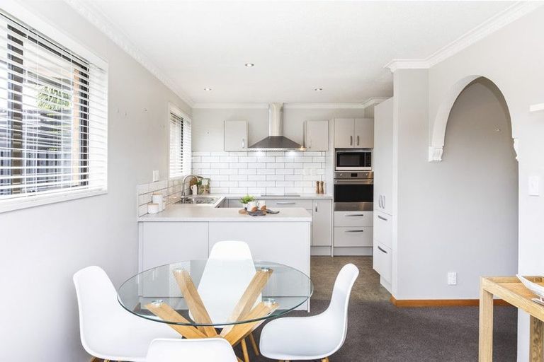 Photo of property in 2/22 Leander Street, Northcote, Christchurch, 8052