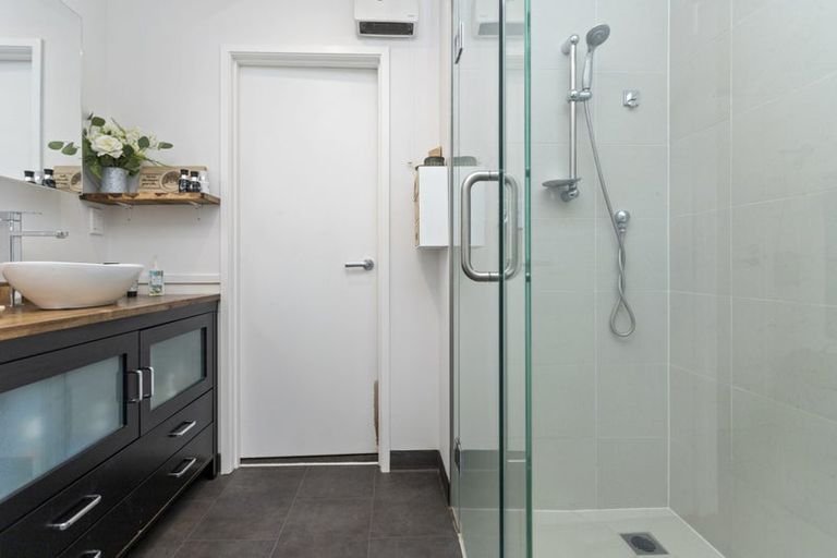 Photo of property in 201/160a Hobsonville Point Road, Hobsonville, Auckland, 0616