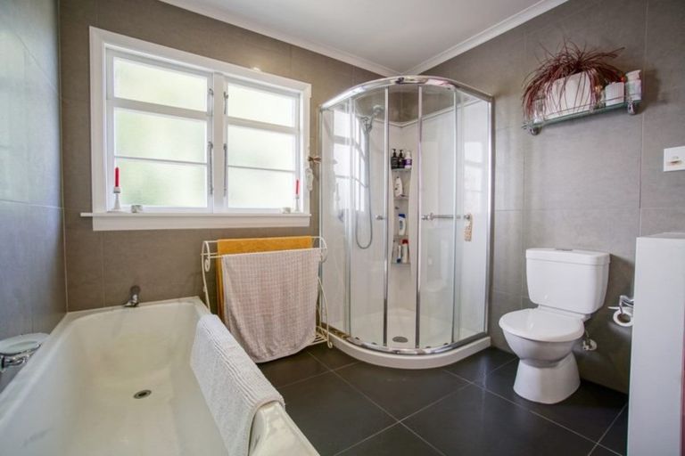 Photo of property in 86 Fitzroy Street, Terrace End, Palmerston North, 4410