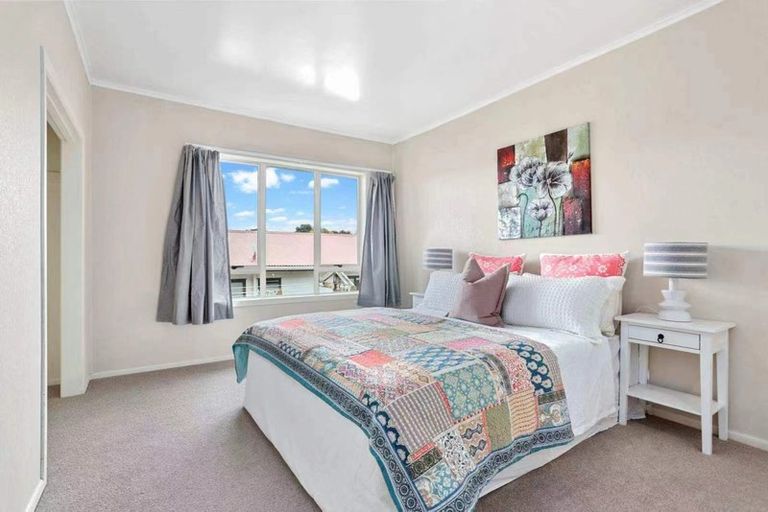Photo of property in 5 Adriatic Avenue, Henderson, Auckland, 0612
