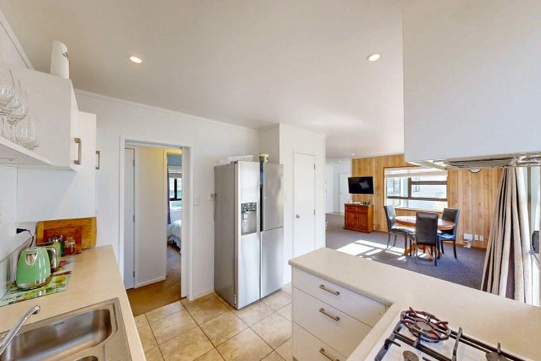 Photo of property in 216 Given Avenue, Whangamata, 3620