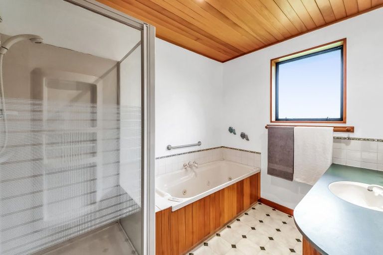 Photo of property in 8 Bridge Street, Southbridge, 7602