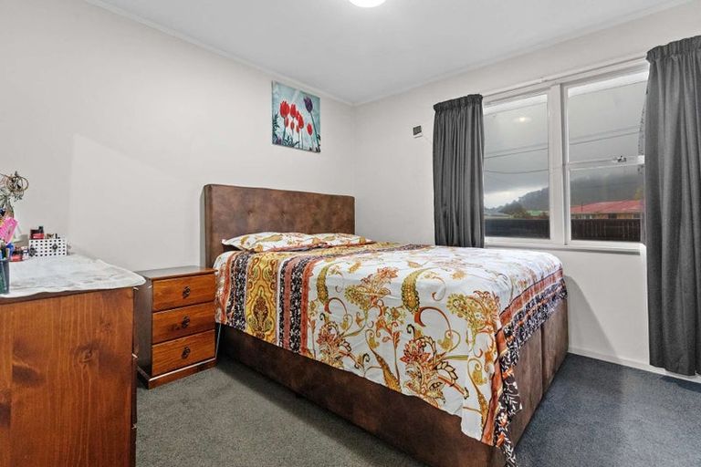 Photo of property in 13 Logan Street, Fairy Springs, Rotorua, 3015