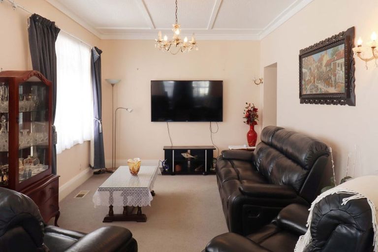 Photo of property in 16 Bracken Street, Petone, Lower Hutt, 5012