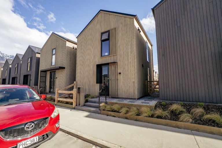 Photo of property in 3 Delaney Loop, Frankton, Queenstown, 9300