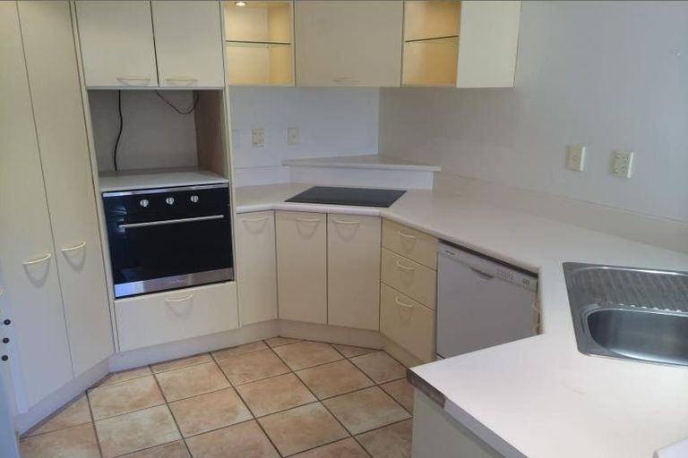 Photo of property in 1/304 Withells Road, Avonhead, Christchurch, 8042