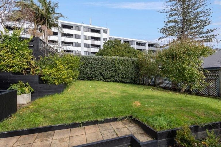 Photo of property in 8a Alberon Street, Parnell, Auckland, 1052