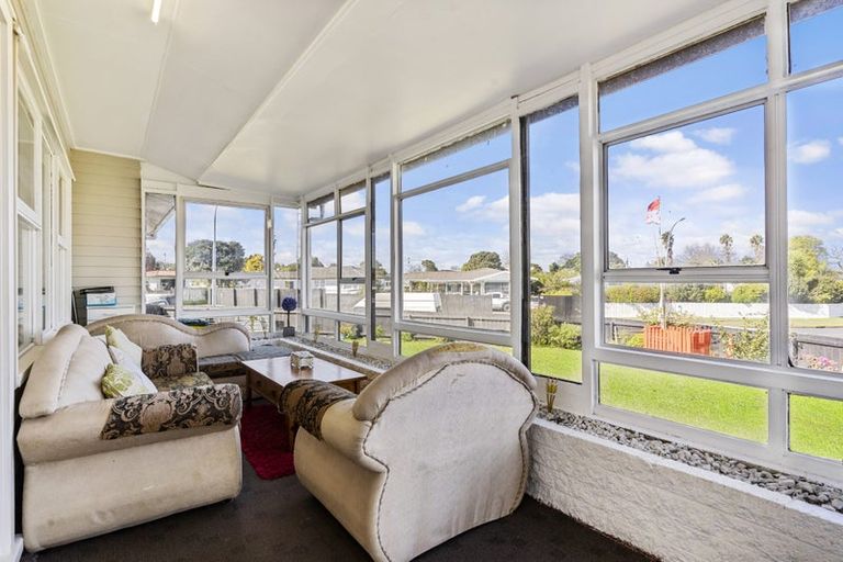 Photo of property in 66 Sunlands Drive, Manurewa, Auckland, 2102