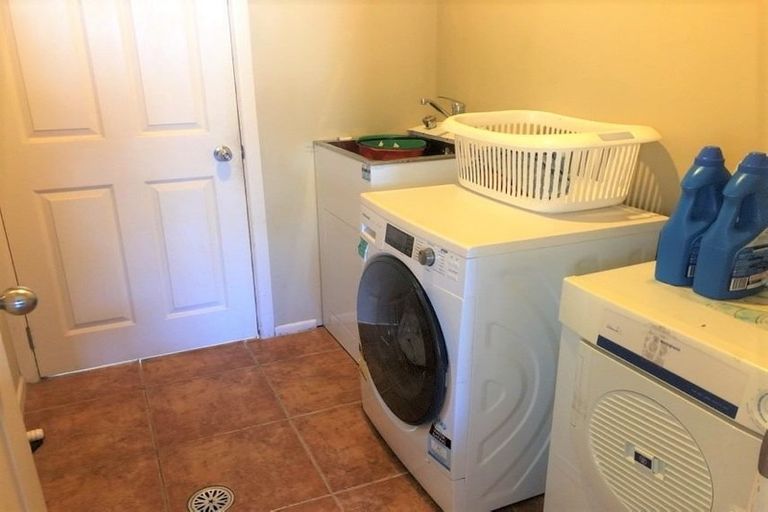 Photo of property in 490 Chapel Road, East Tamaki, Auckland, 2016