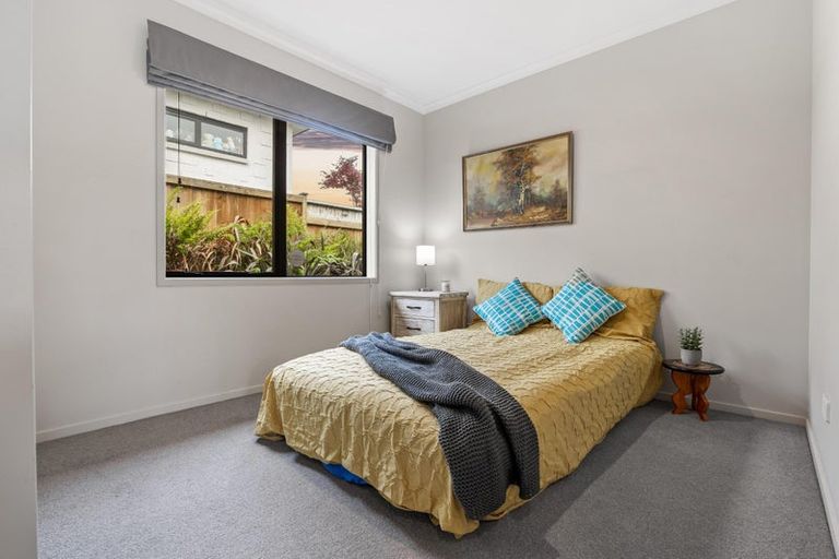 Photo of property in 8 Grenache Way, Kumeu, 0810