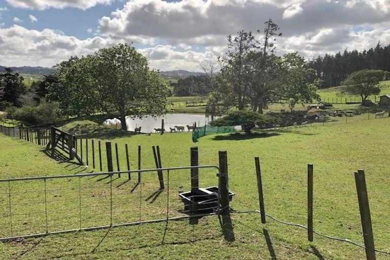 Photo of property in 1832 East Coast Road, Stillwater, Albany, 0794