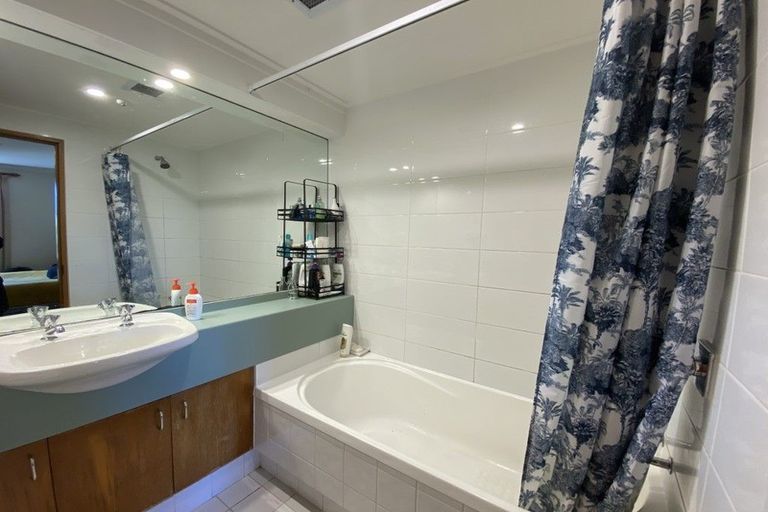 Photo of property in 308/139 Fernhill Road, Fernhill, Queenstown, 9300