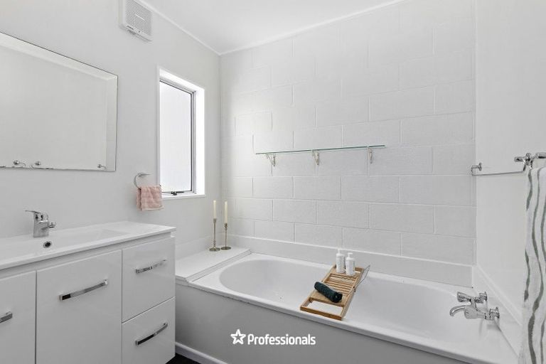 Photo of property in 1/1001 High Street, Avalon, Lower Hutt, 5011