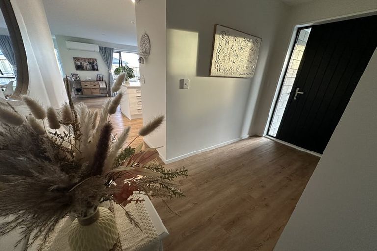 Photo of property in 8 Te Kanawa Lane, Rolleston, 7615