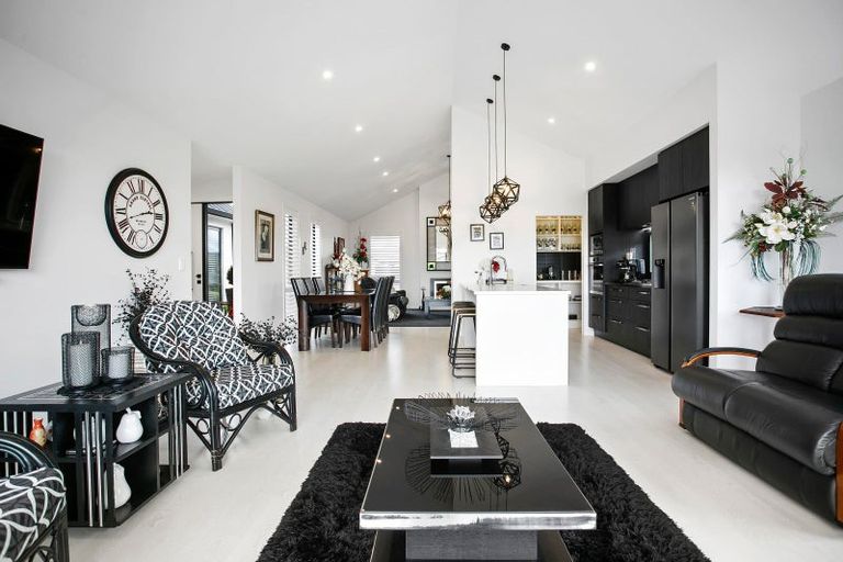 Photo of property in 33 William Paul Street, Cambridge, 3434