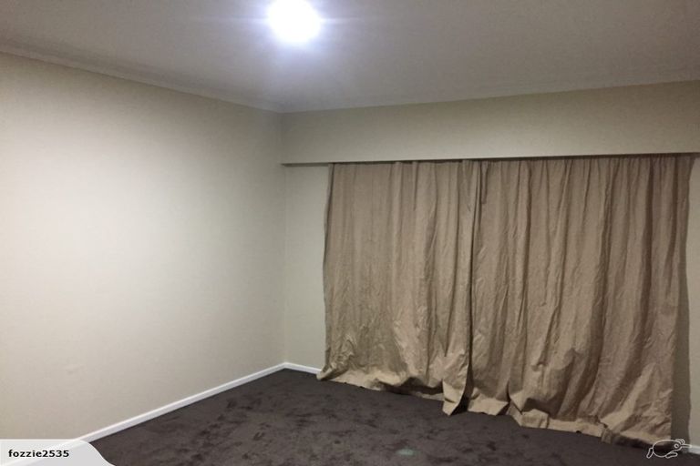 Photo of property in 2/11 Troon Place, Papatoetoe, Auckland, 2025