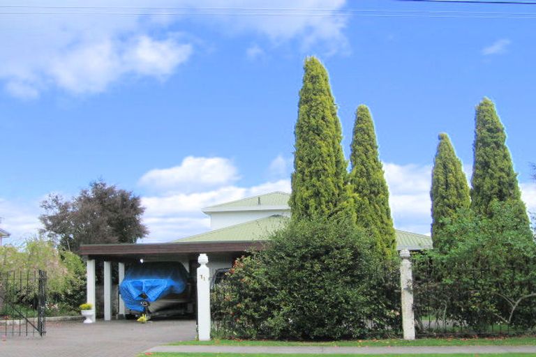 Photo of property in 71 Chesham Avenue, Waipahihi, Taupo, 3330