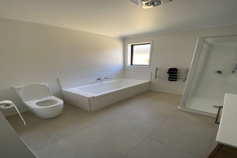 Photo of property in 75 Hills View Drive, Papamoa, 3118