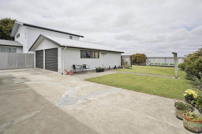 Photo of property in 191 Bay Road, Grasmere, Invercargill, 9810