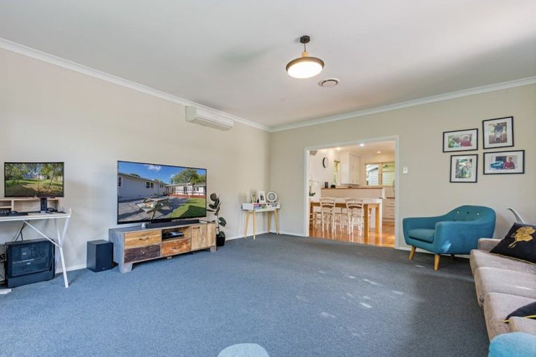 Photo of property in 4 Williams Terrace, Fitzherbert, Palmerston North, 4410