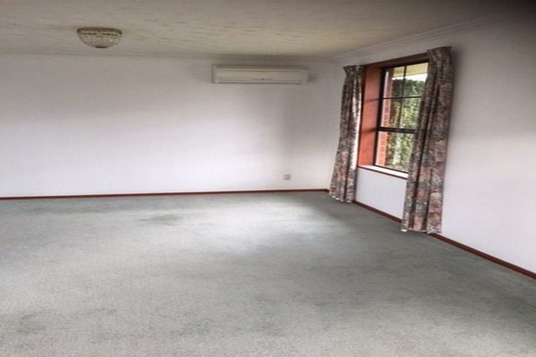 Photo of property in 31 Sayers Crescent, Ilam, Christchurch, 8041