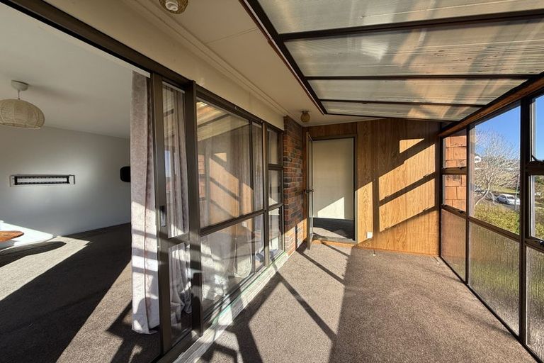 Photo of property in 7 Manutara Avenue, Forrest Hill, Auckland, 0620