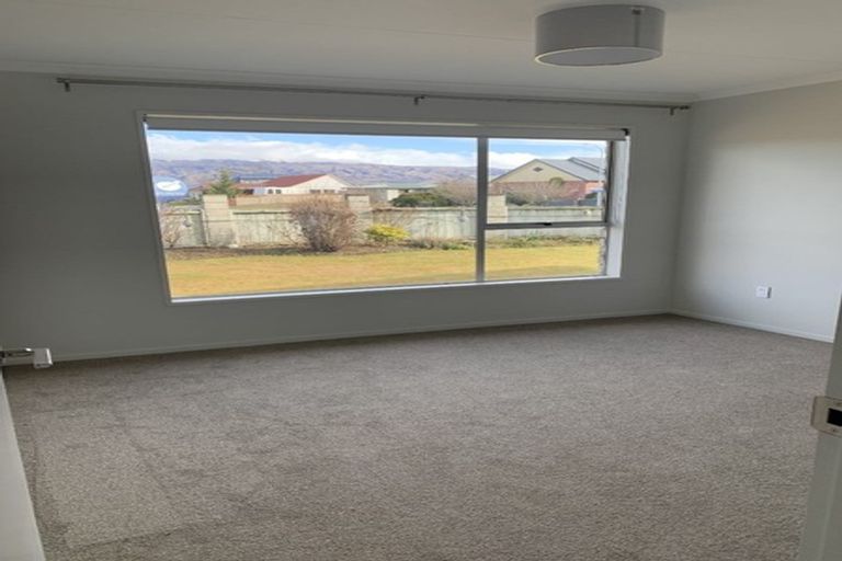 Photo of property in 24 Boundary Road, Alexandra, 9320