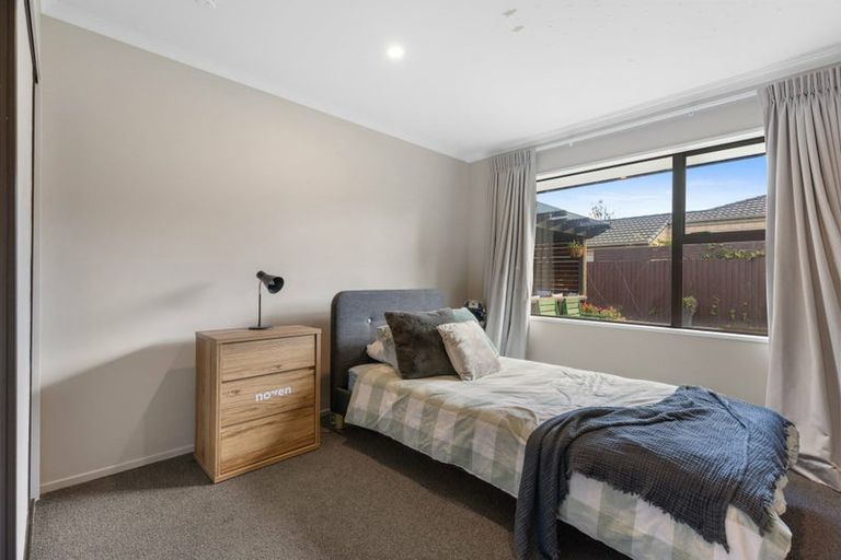 Photo of property in 10 Fuchsia Place, Halswell, Christchurch, 8025