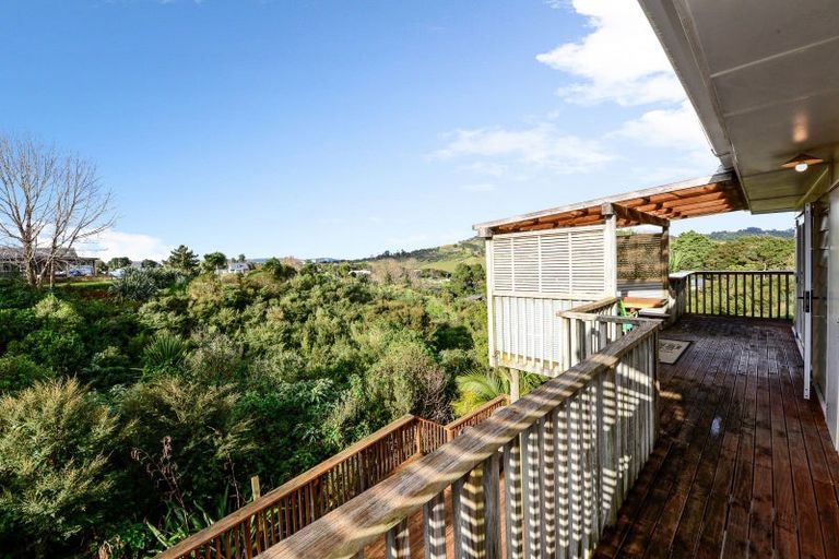 Photo of property in 2 Point Street, Raglan, 3225