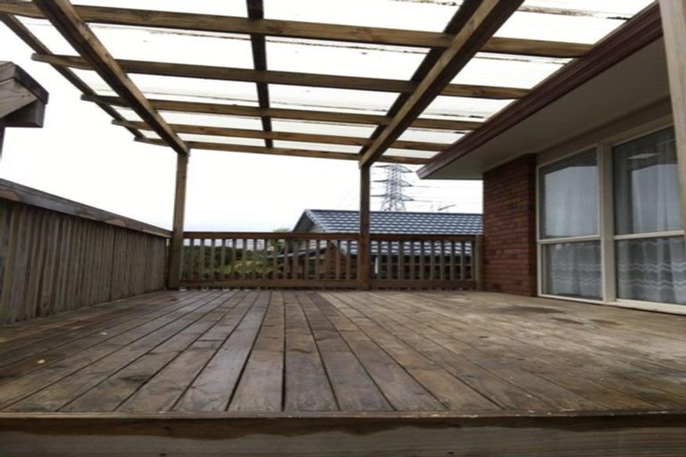 Photo of property in 2/9 Midvale Place, Burswood, Auckland, 2013