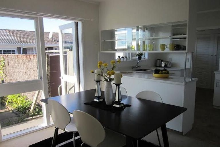 Photo of property in 1/113 Kolmar Road, Papatoetoe, Auckland, 2025
