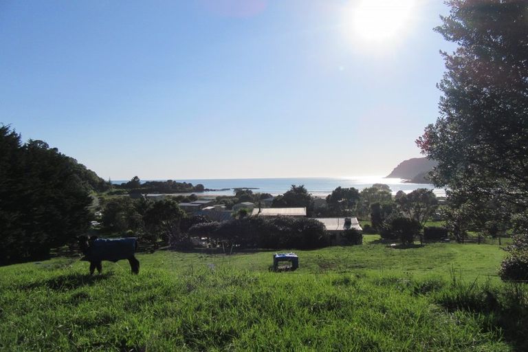 Photo of property in 22 Makahuri Place, Hicks Bay, Tikitiki, 4087