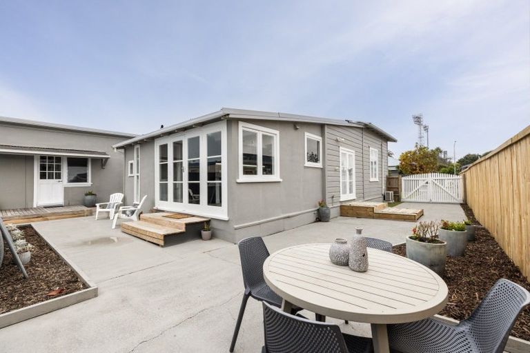 Photo of property in 79 Nelson Crescent, Napier South, Napier, 4110