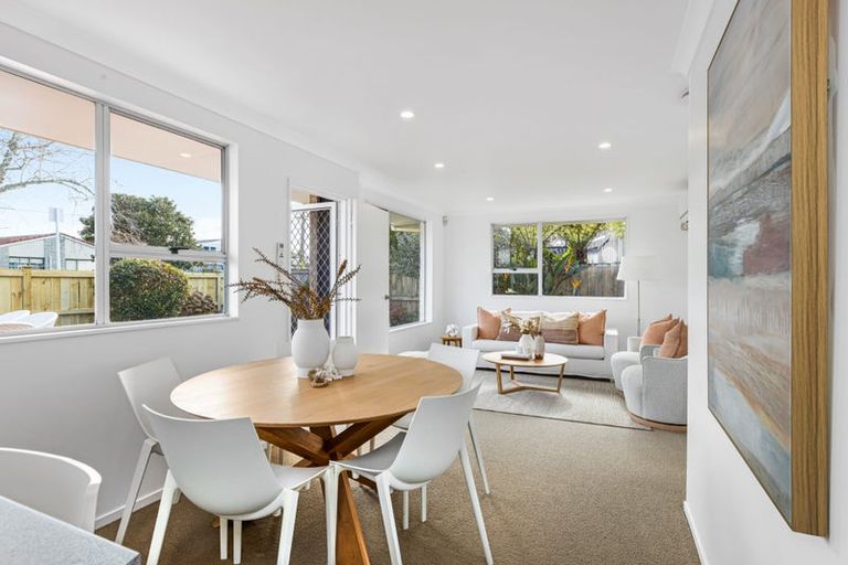 Photo of property in 1/59 Hatton Road, Orewa, 0931