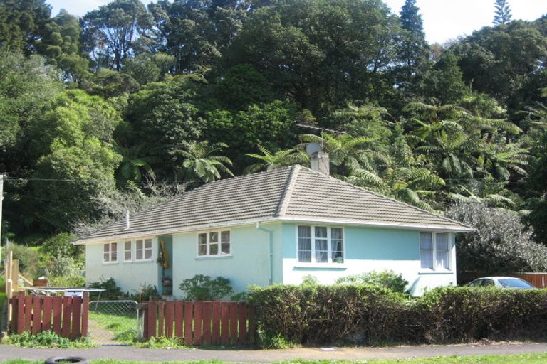 Photo of property in 46 Glenpark Avenue, Frankleigh Park, New Plymouth, 4310