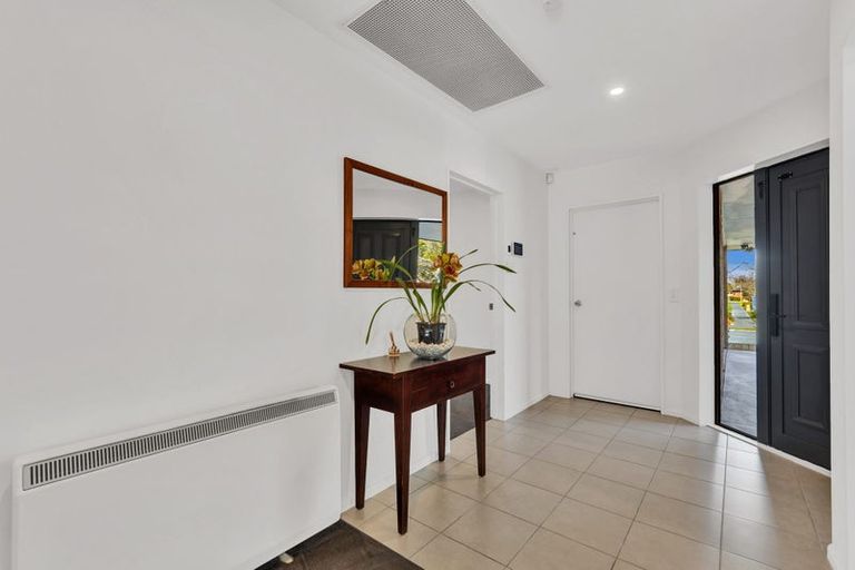 Photo of property in 21 Forest Drive, Parklands, Christchurch, 8083