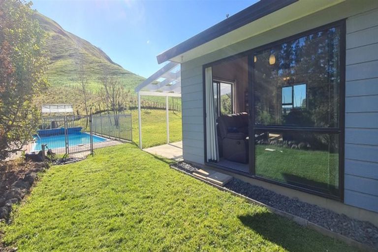 Photo of property in 814 State Highway 2, Pakipaki, Hastings, 4178