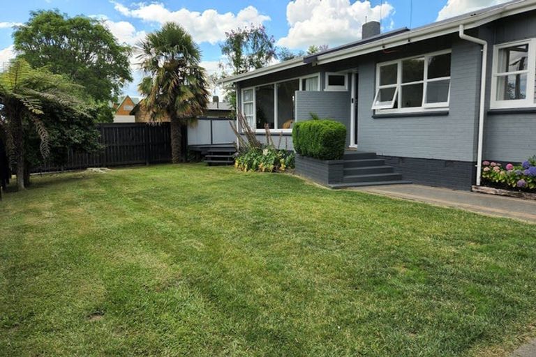 Photo of property in 6 Heath Street, St Andrews, Hamilton, 3200