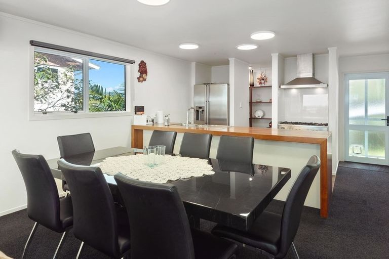 Photo of property in 14 Seaview Road, Ruakaka, 0116