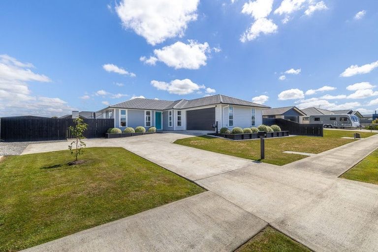 Photo of property in 28 George Street, Bulls, 4818