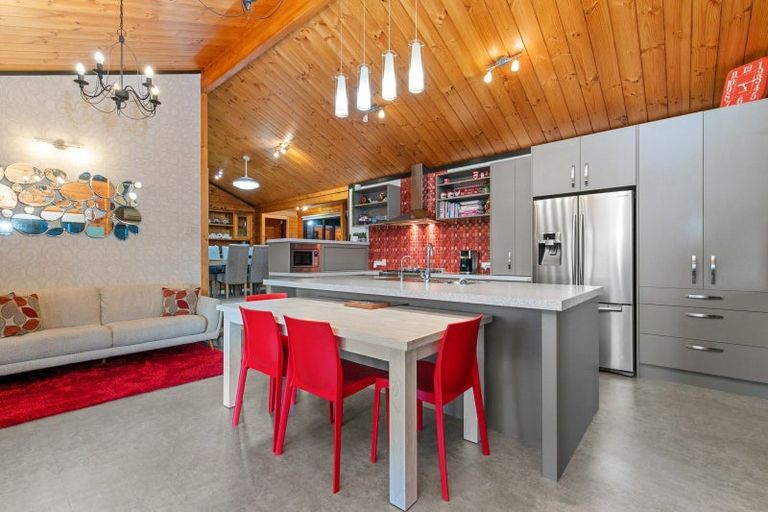 Photo of property in 77 Awanui Rise, Papakura, 2582