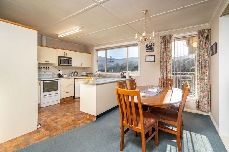 Photo of property in 68 Hillary Street, Liberton, Dunedin, 9010