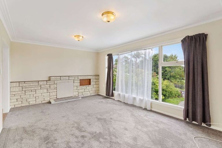 Photo of property in 26 Ray Small Drive, Papakura, 2110