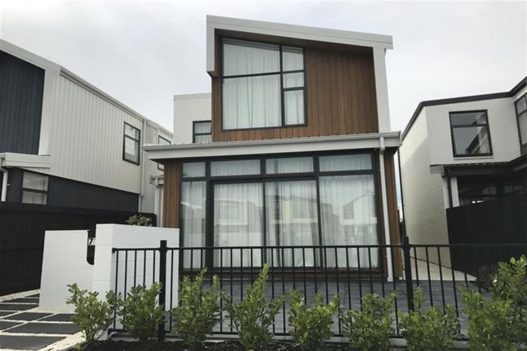 Photo of property in 71 Battalion Drive, Papakura, 2110