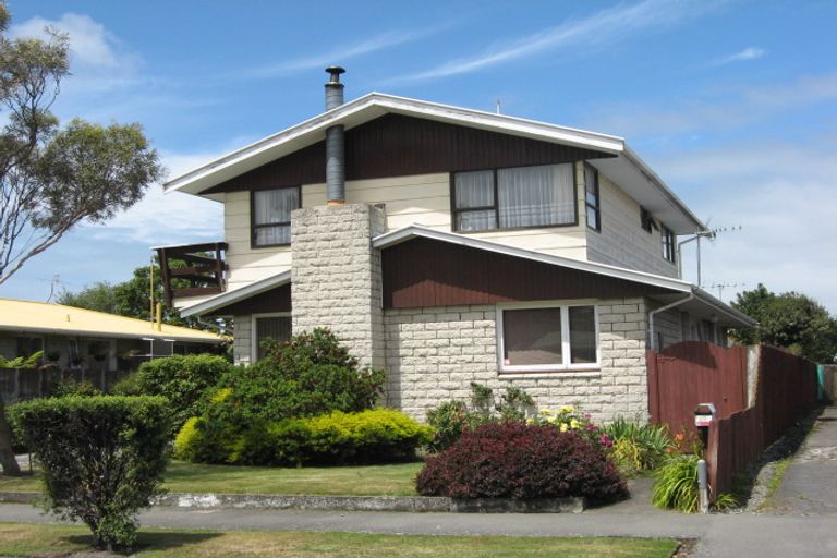 Photo of property in 28 Staffa Street, Woolston, Christchurch, 8062